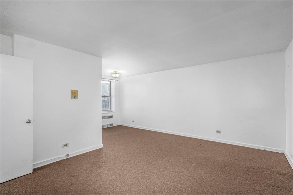 67-30 Clyde Street, Unit 7S photo 3