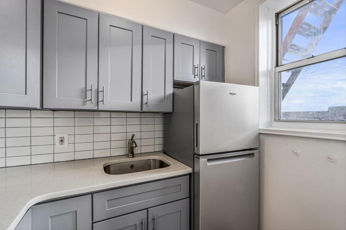 67-30 Clyde Street, Unit 7S photo 8