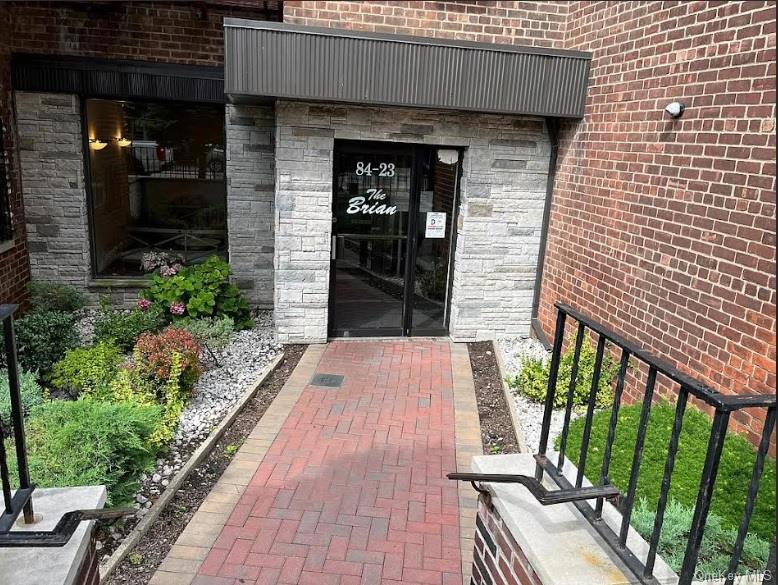 84-23 Manton Street, Unit 4A photo 2
