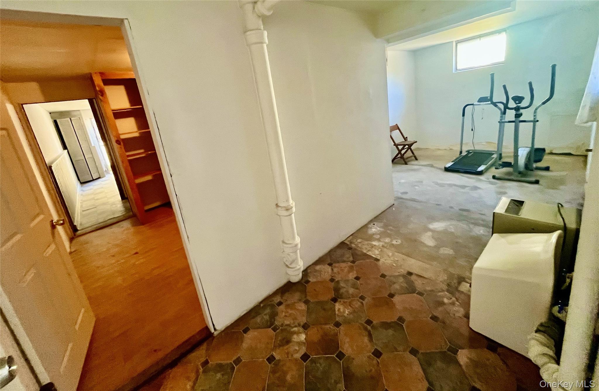 2130 Hermany Avenue – For Sale photo 18