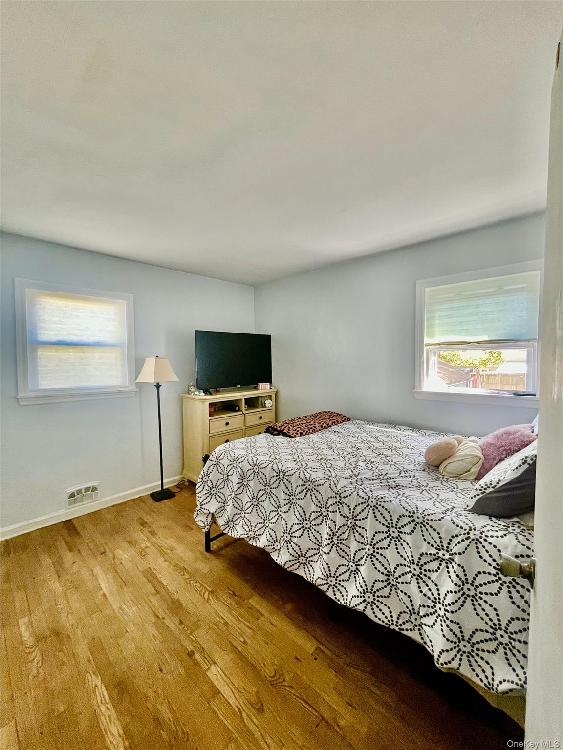 2130 Hermany Avenue – For Sale photo 11