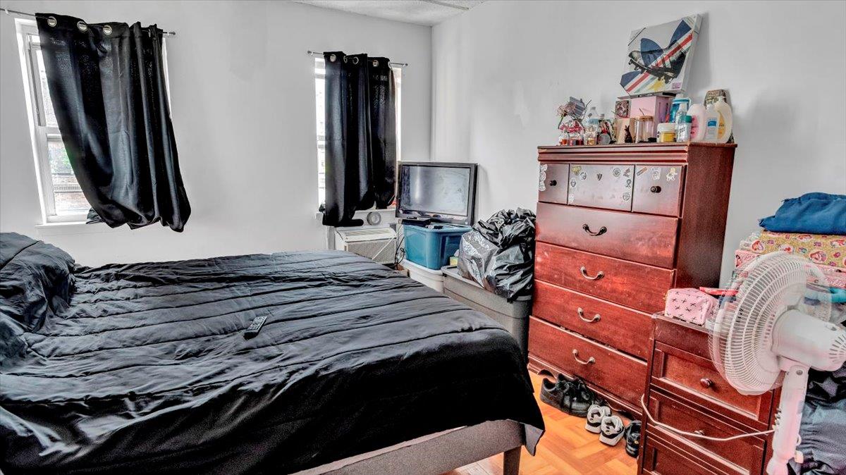 1068 Woodycrest Avenue – For Sale photo 6