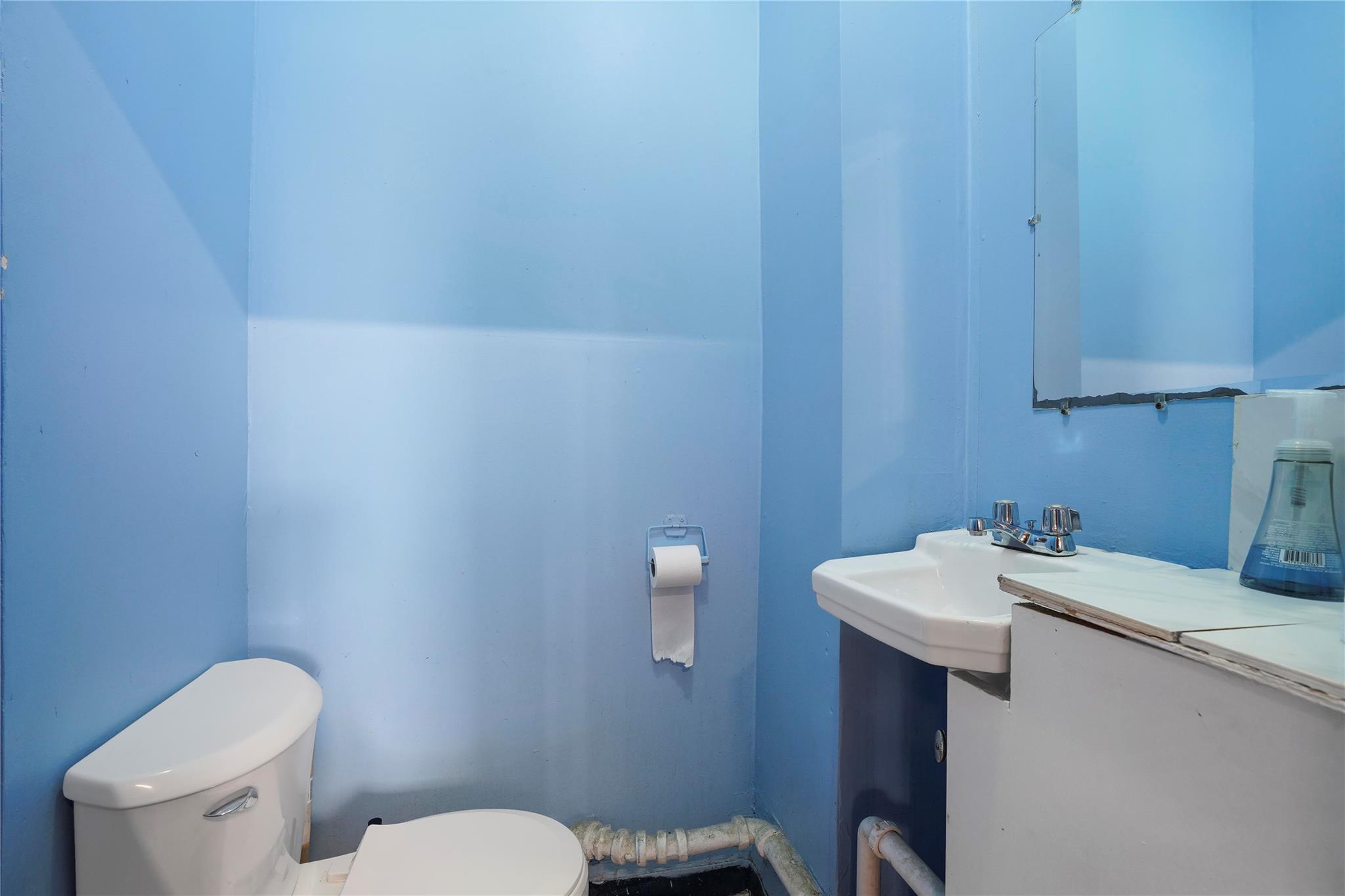 1890 W 6th Street – For Sale photo 31