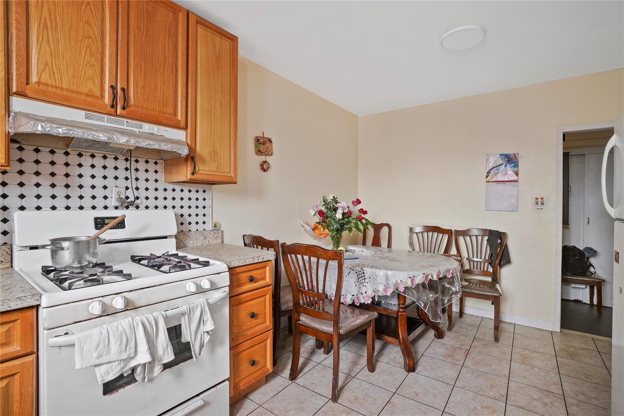 1890 W 6th Street – For Sale photo 9