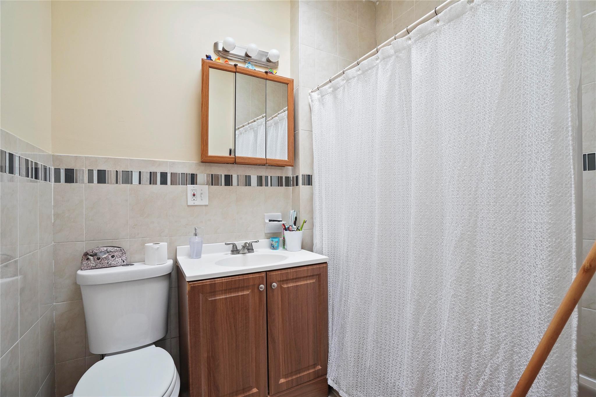 1890 W 6th Street – For Sale photo 17