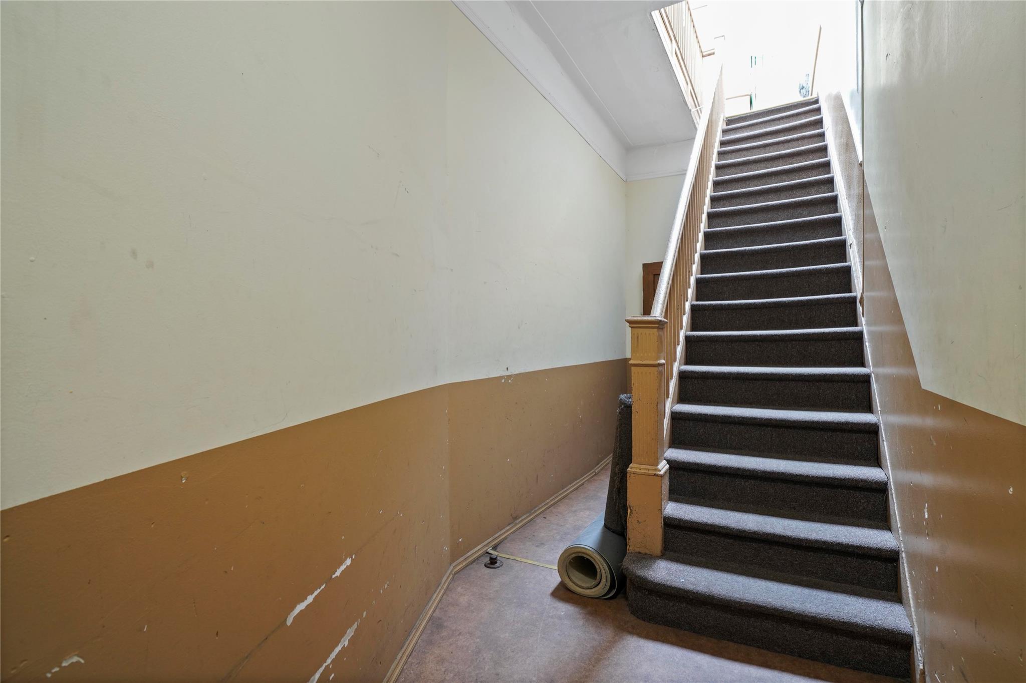 1890 W 6th Street – For Sale photo 24