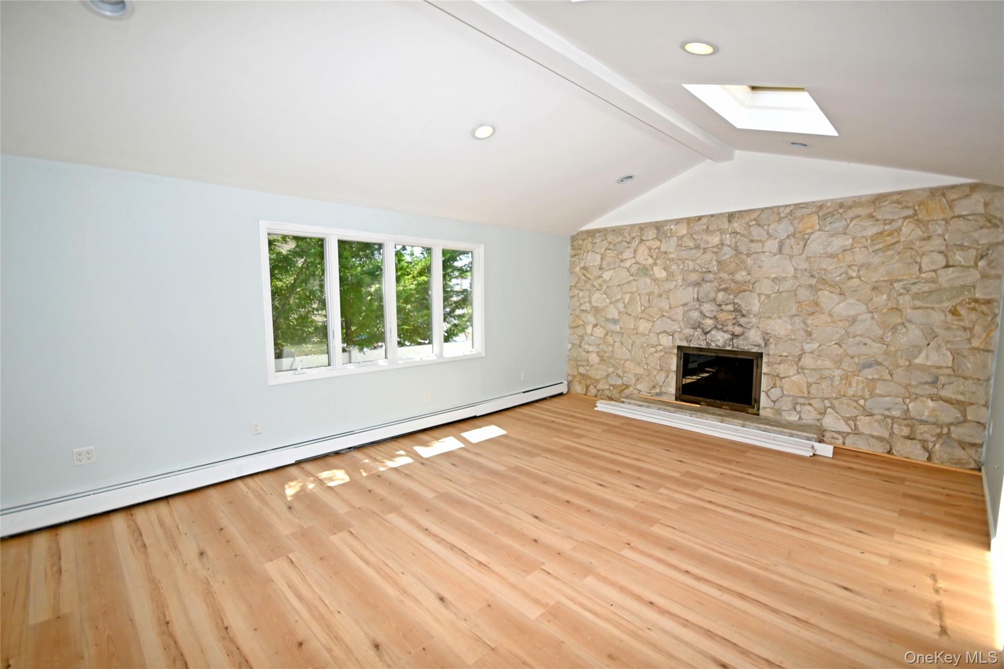 2198 Willow Street – For Sale photo 27