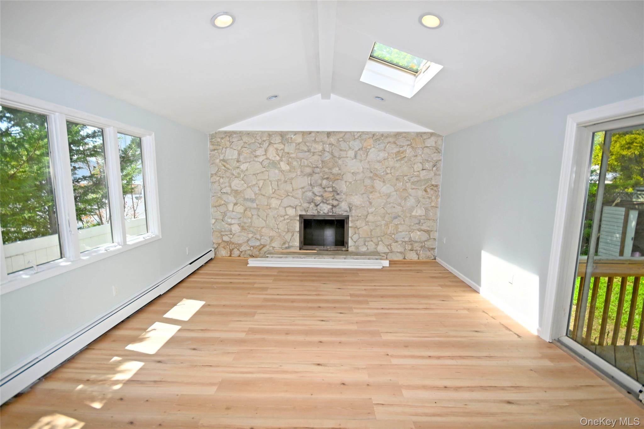 2198 Willow Street – For Sale photo 25