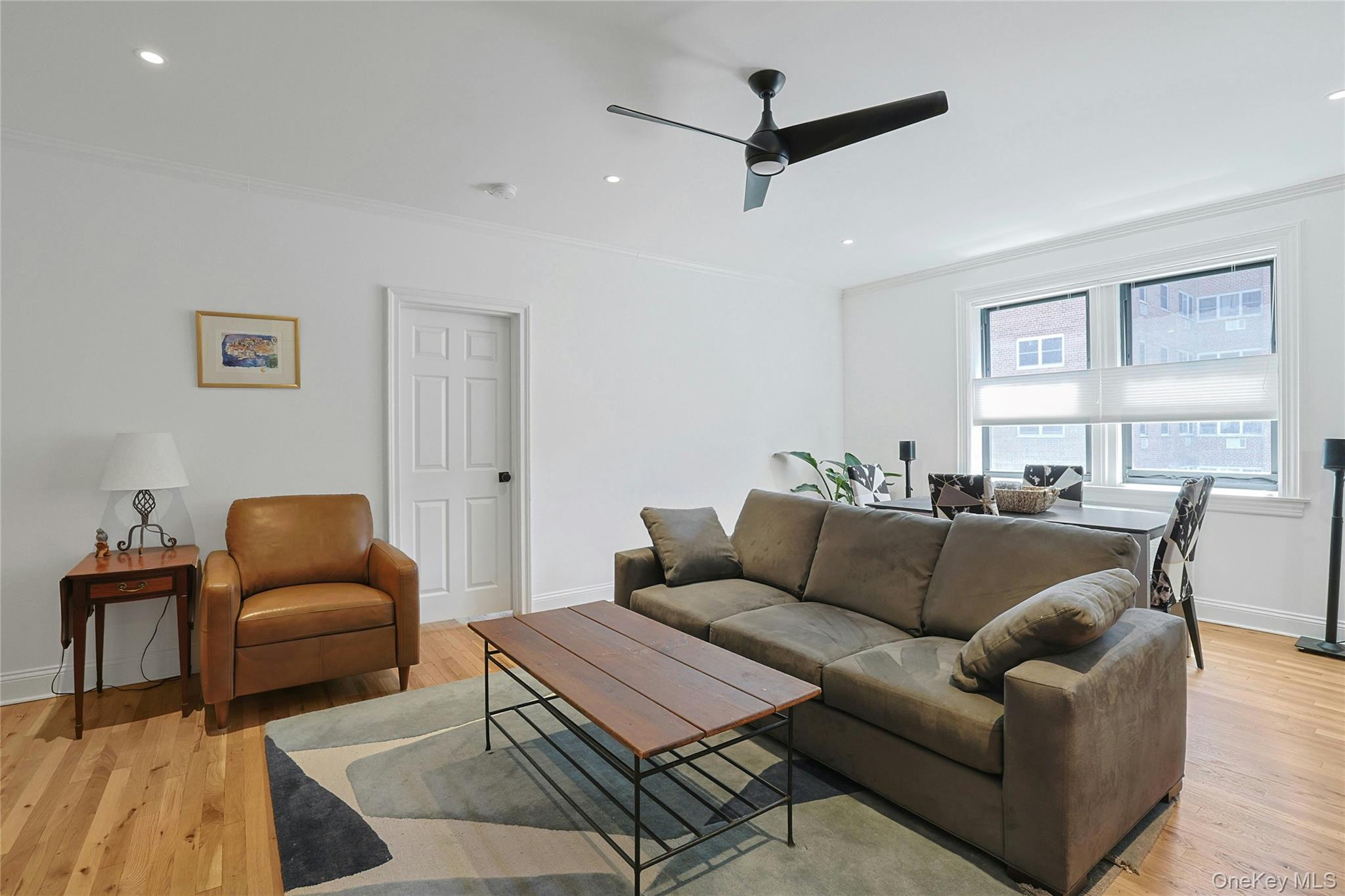 68 E Hartsdale Avenue, Unit 4J photo 7