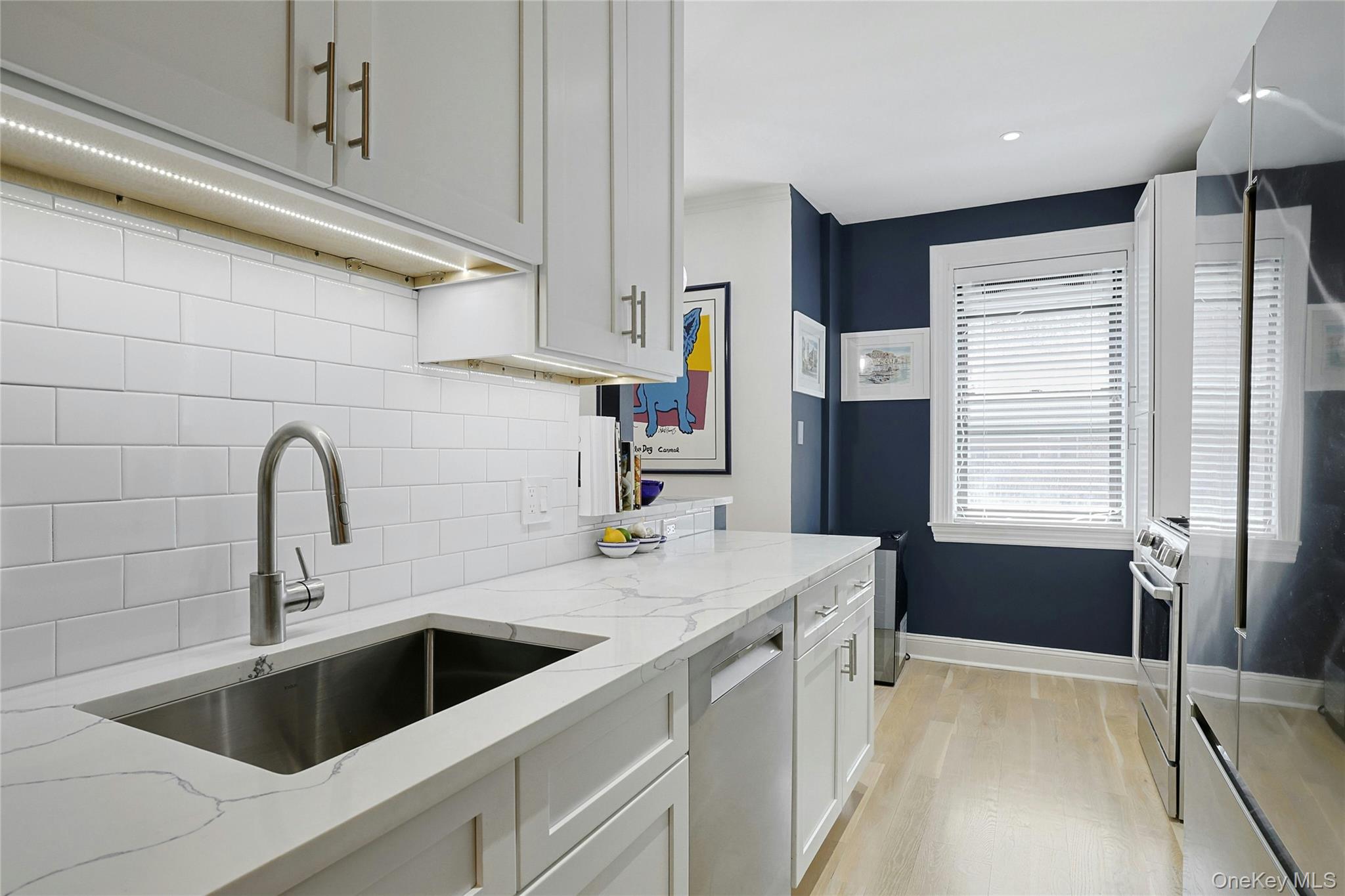68 E Hartsdale Avenue, Unit 4J photo 4