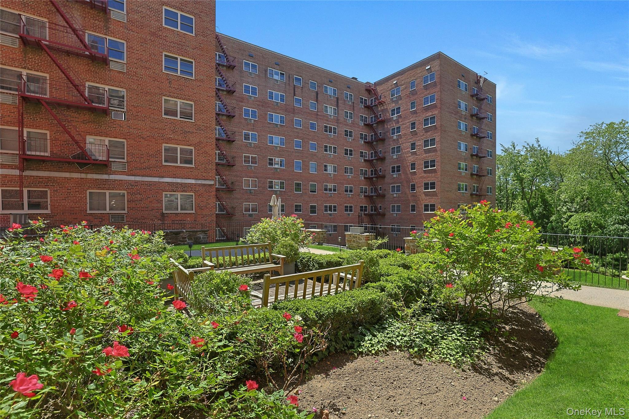 68 E Hartsdale Avenue, Unit 4J photo 26