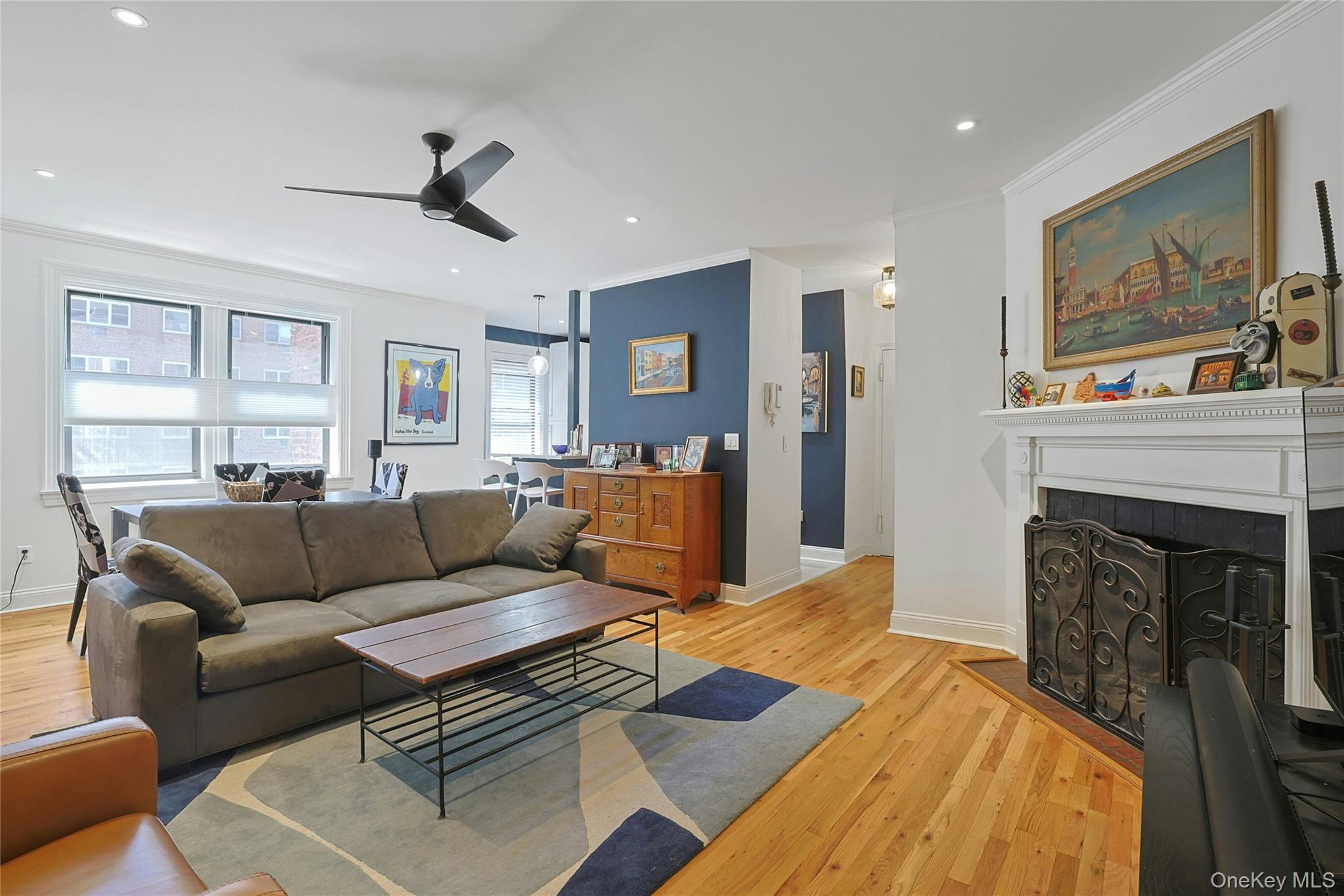 68 E Hartsdale Avenue, Unit 4J photo 8
