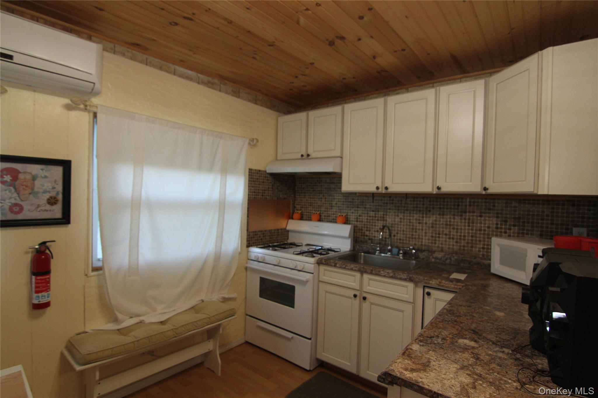 191 Sylvan Lake Road, Unit 16 photo 20