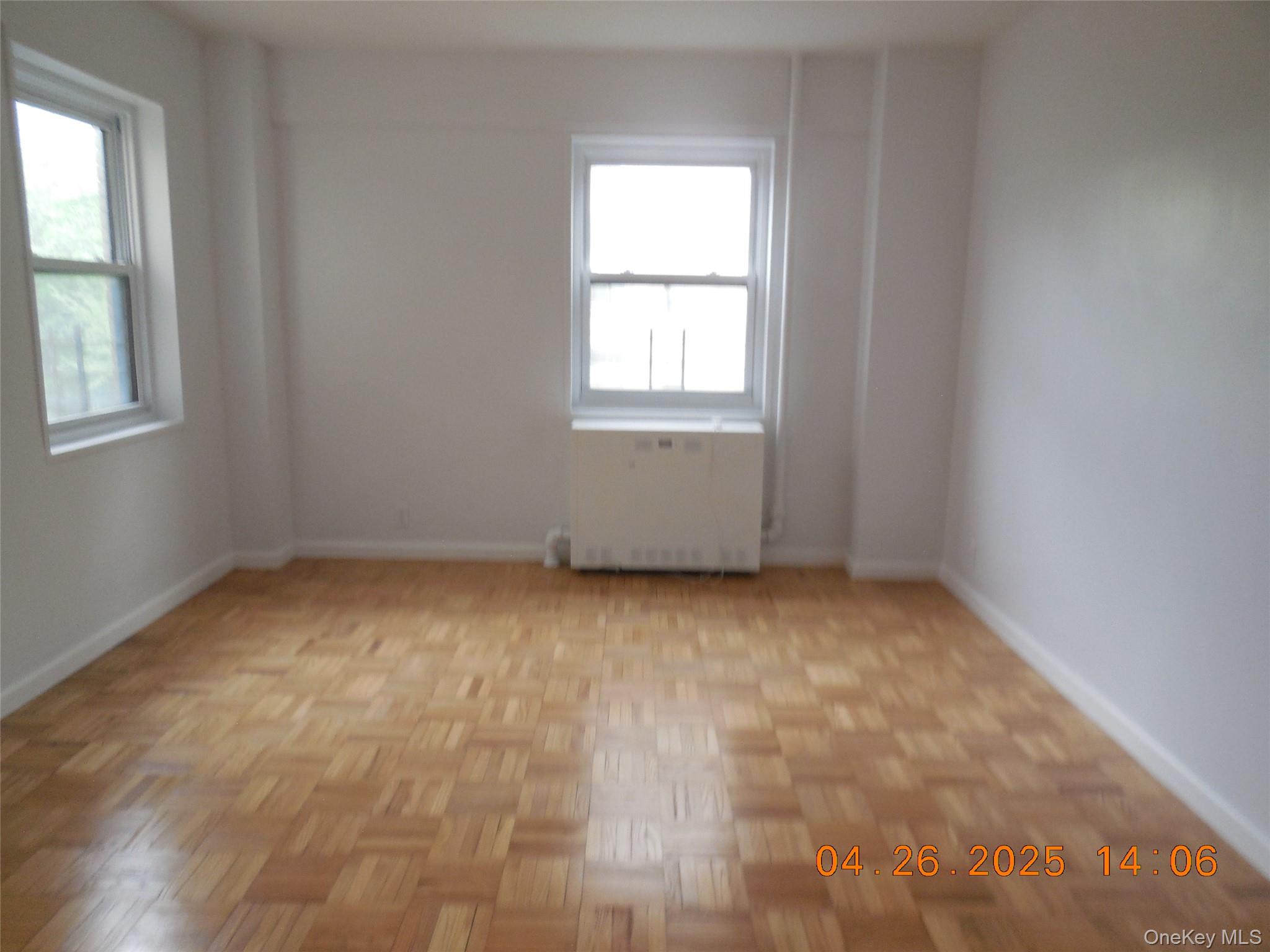 4 Fordham Hill Oval, Unit 5E photo 9