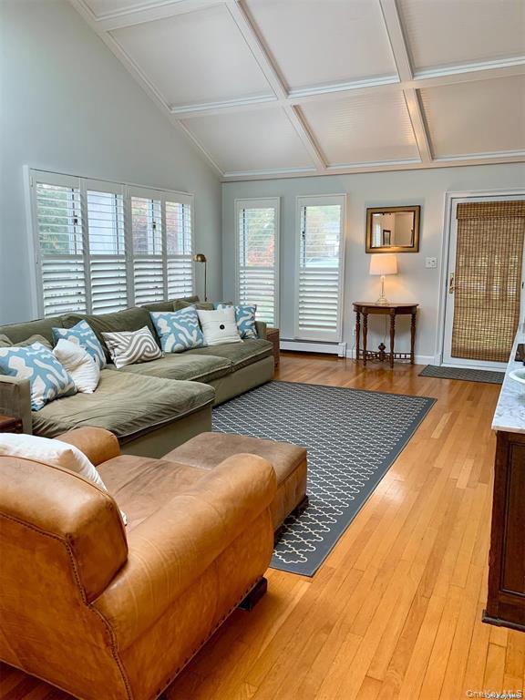 6 Lynn Court – For Rent photo 2