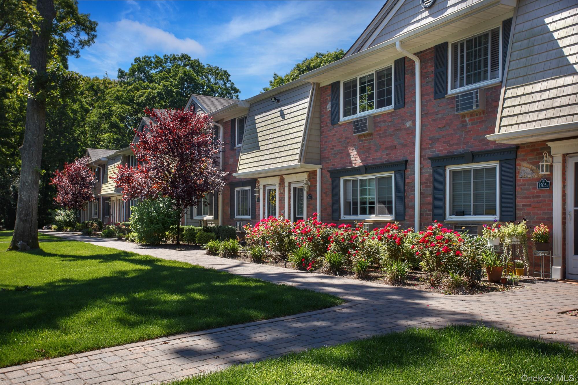 1 Aycock Place, Unit 0104B