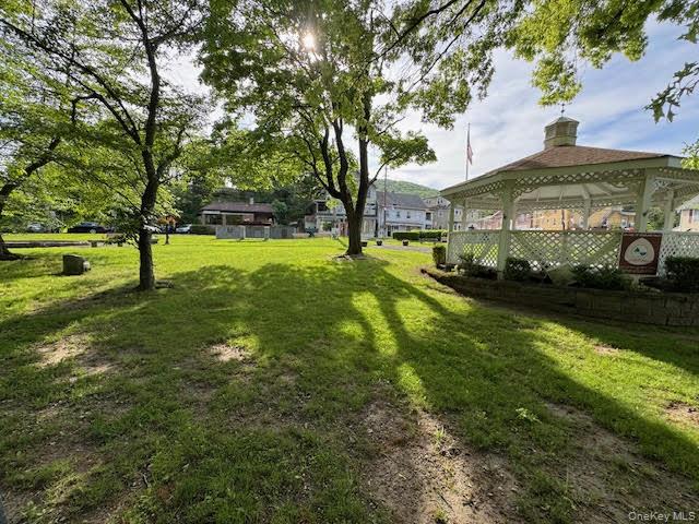233 Main Street – For Sale photo 17