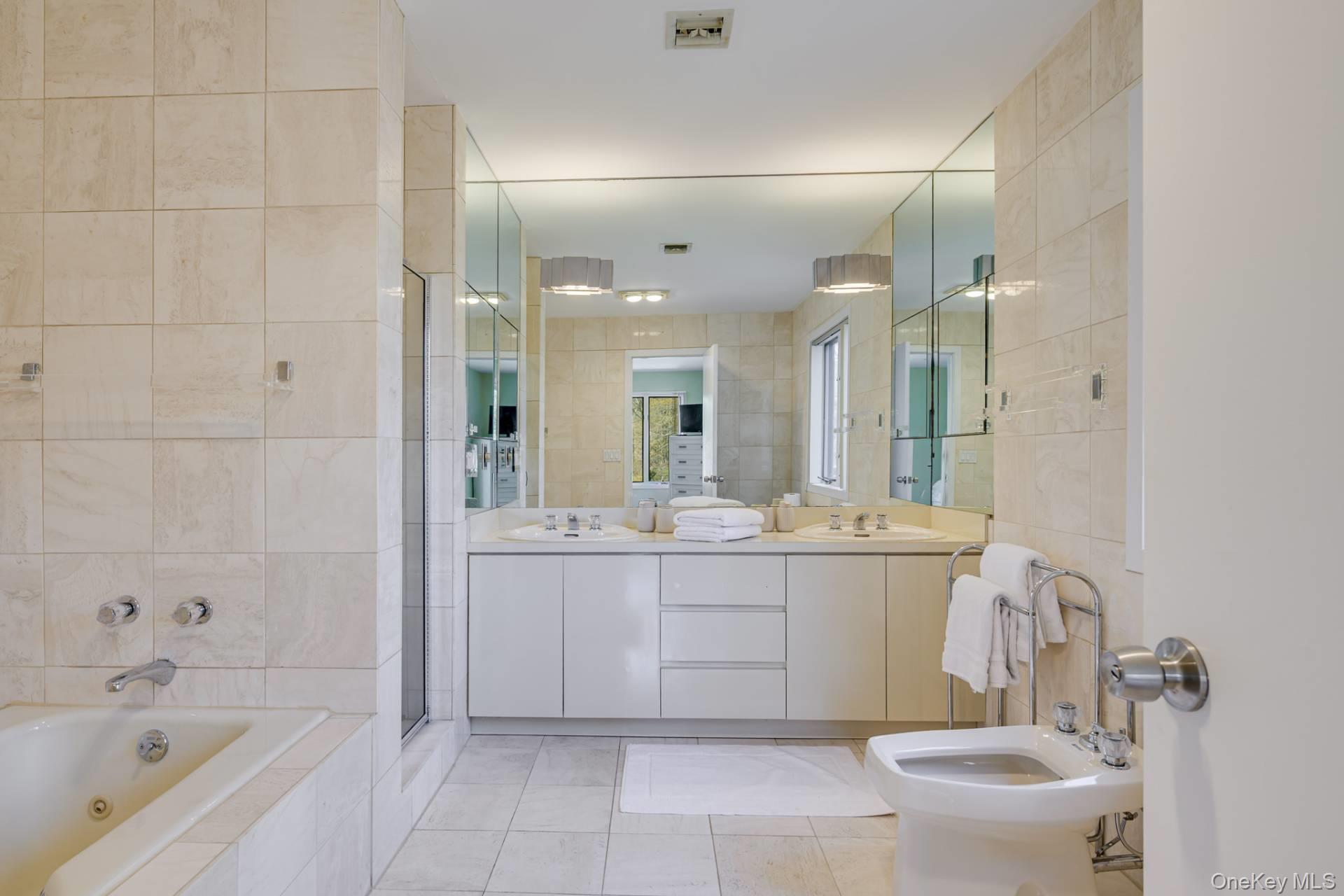 47 Spring Pond Lane – For Rent photo 19