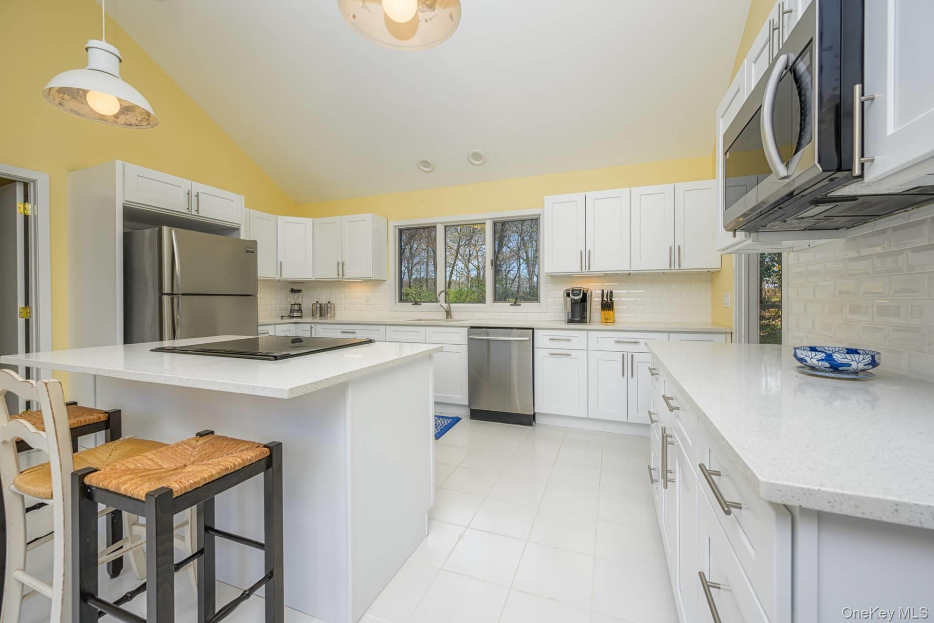 47 Spring Pond Lane – For Rent photo 8