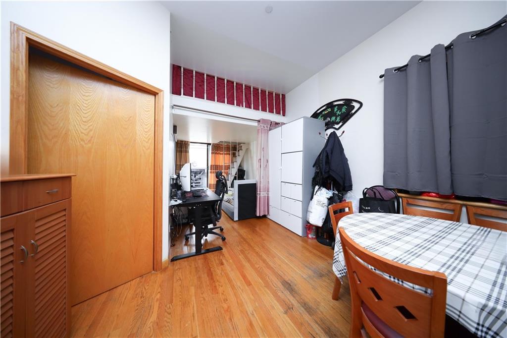 462 52nd Street, Unit 2D photo 7