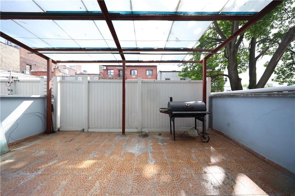 462 52nd Street, Unit 2D photo 12