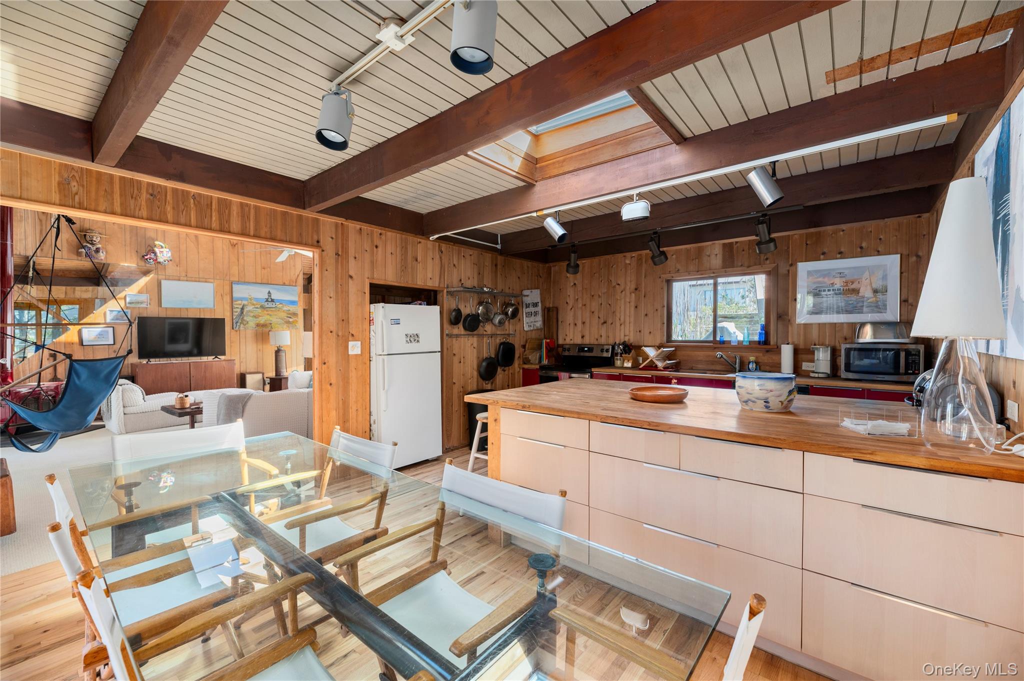 39 Schooner – For Rent photo 4