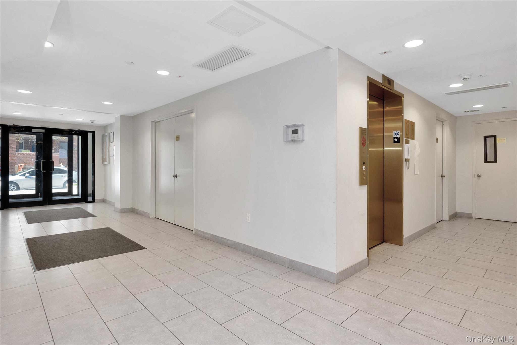 148-36 89th Avenue, Unit 3C photo 19