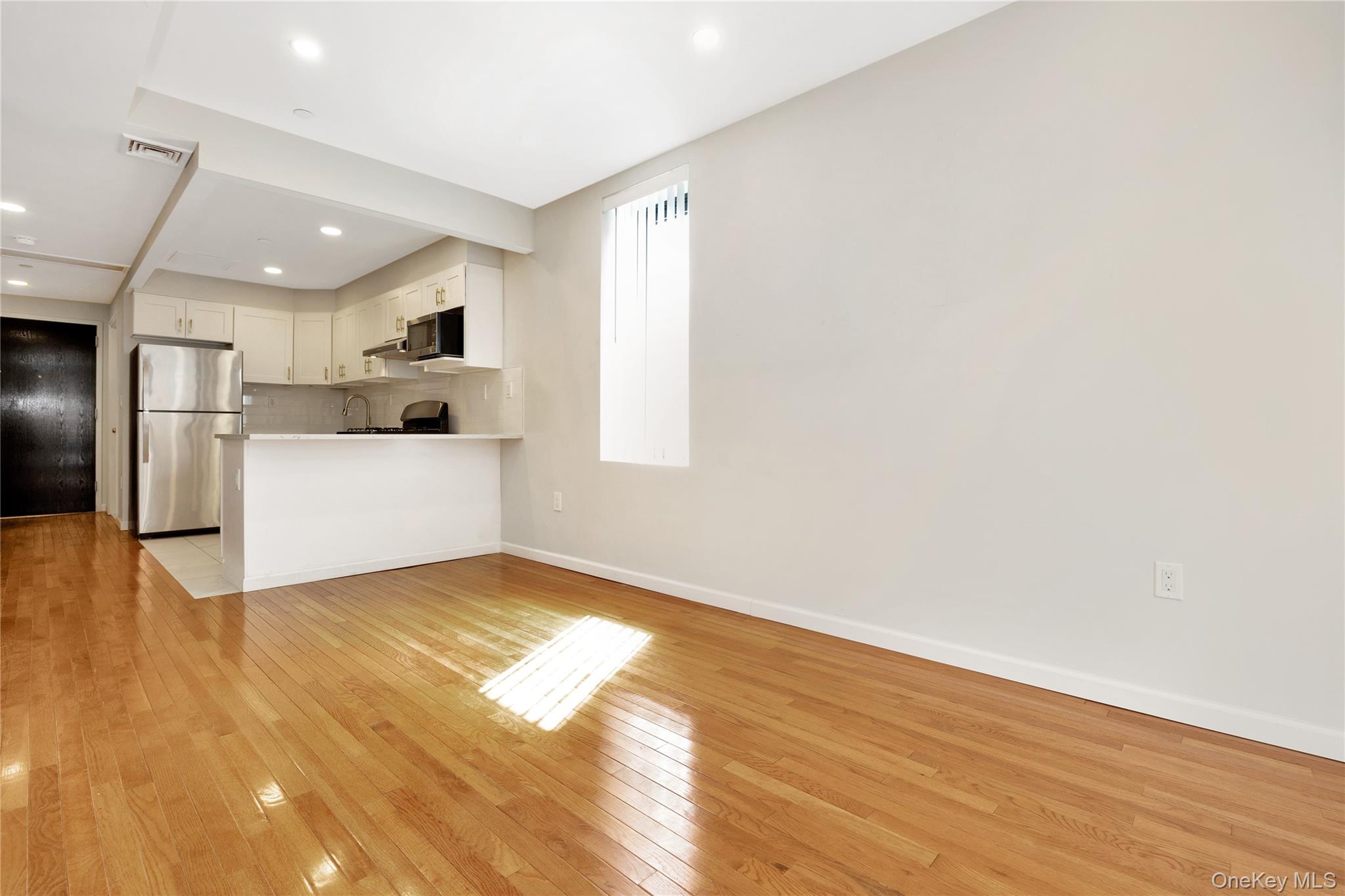 148-36 89th Avenue, Unit 3C photo 12