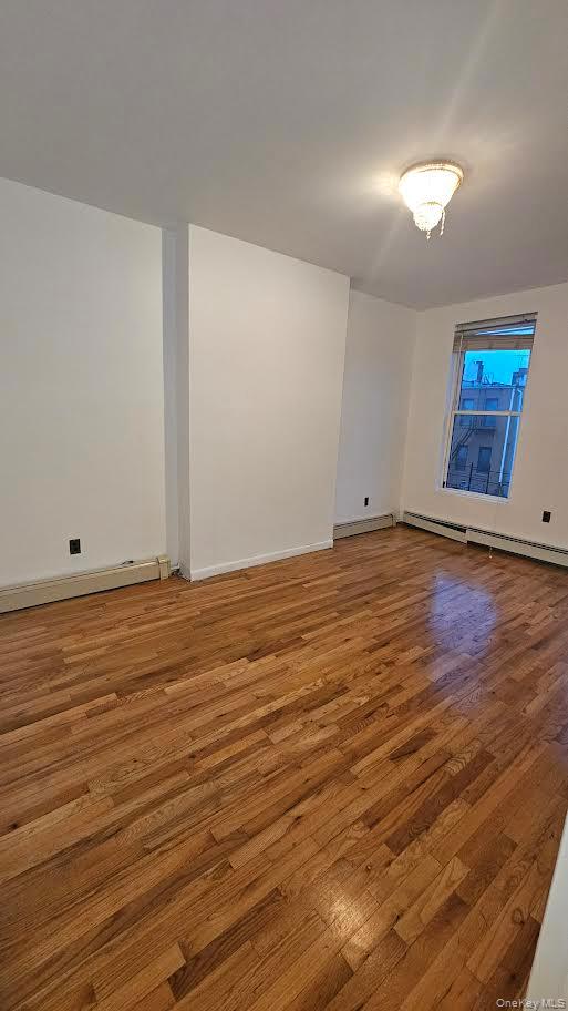 749 Kelly Street – For Rent photo 3