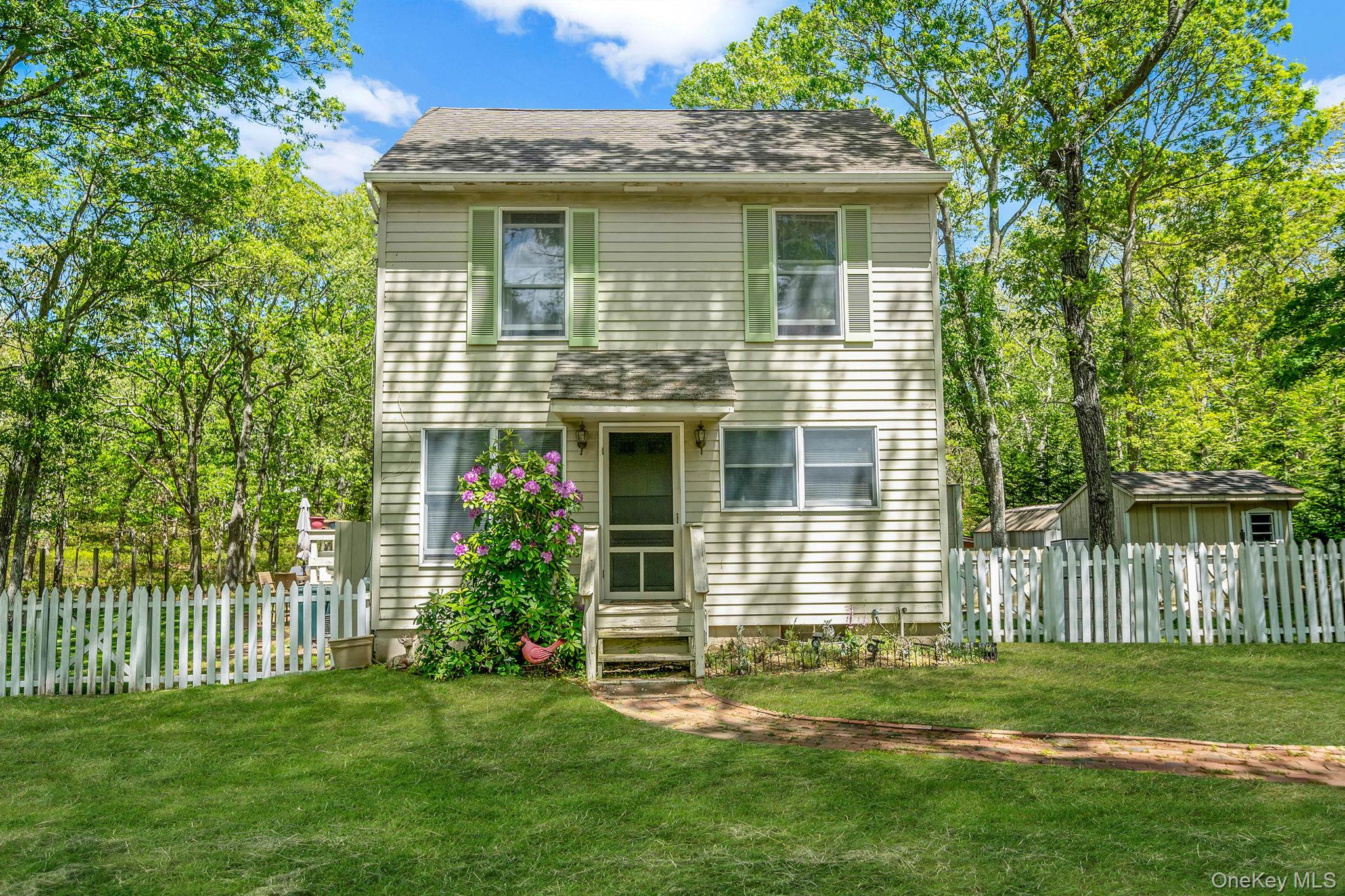 28 Huntting Road – For Sale