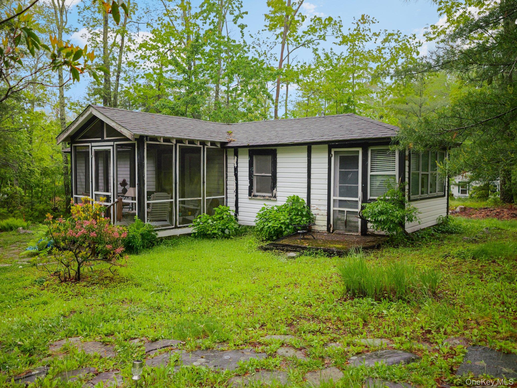 13 Sycamore Trail – For Sale