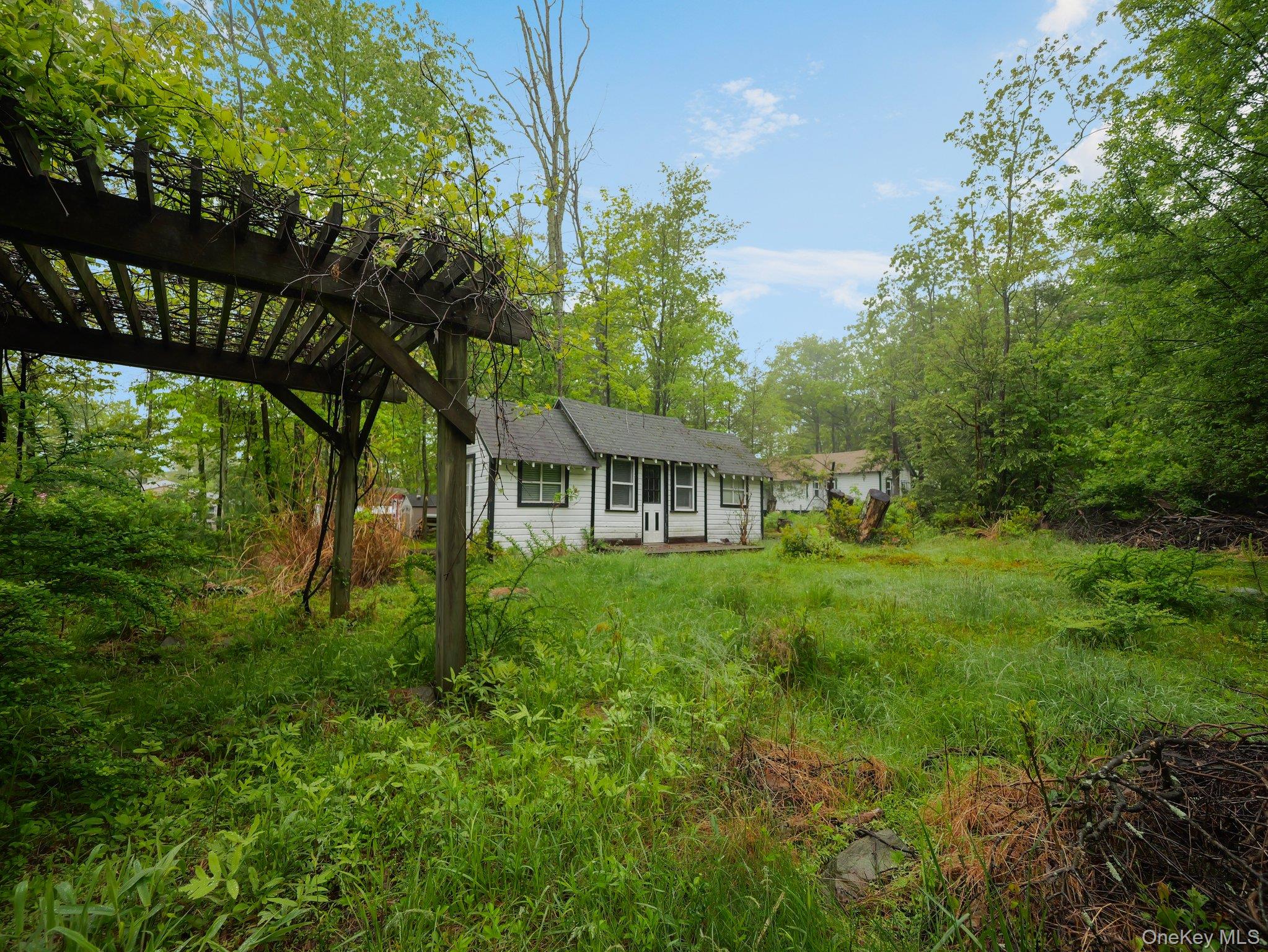 13 Sycamore Trail – For Sale photo 22