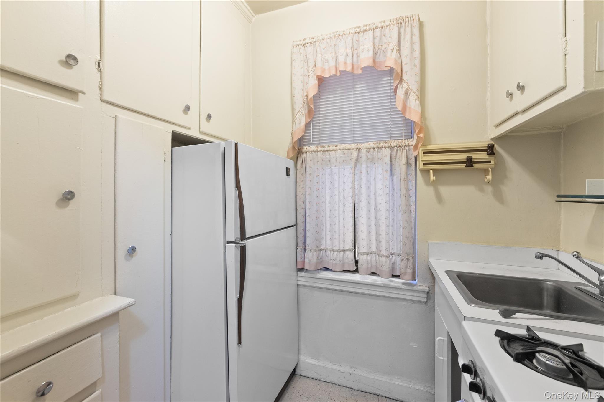 3000 Valentine Avenue, Unit 1D photo 7
