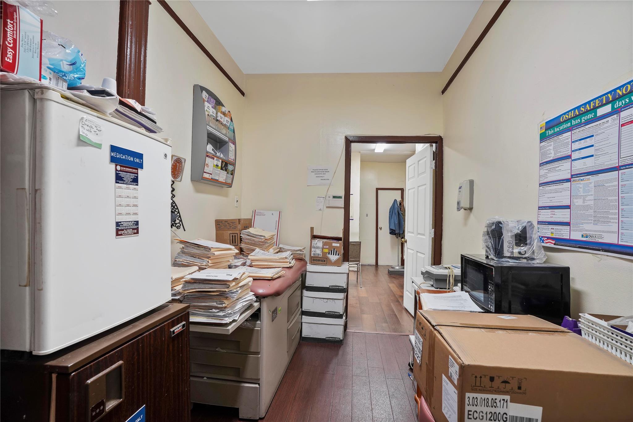 1670 Putnam Avenue – For Sale photo 14