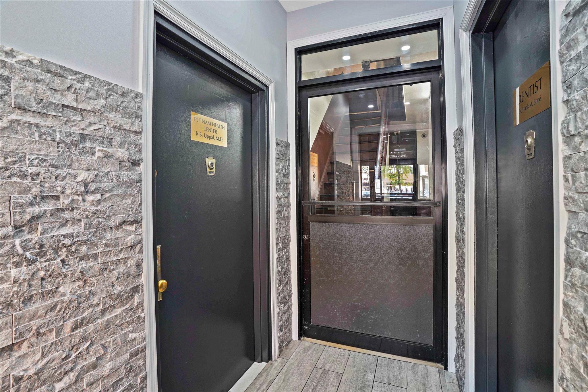 1670 Putnam Avenue – For Sale photo 7