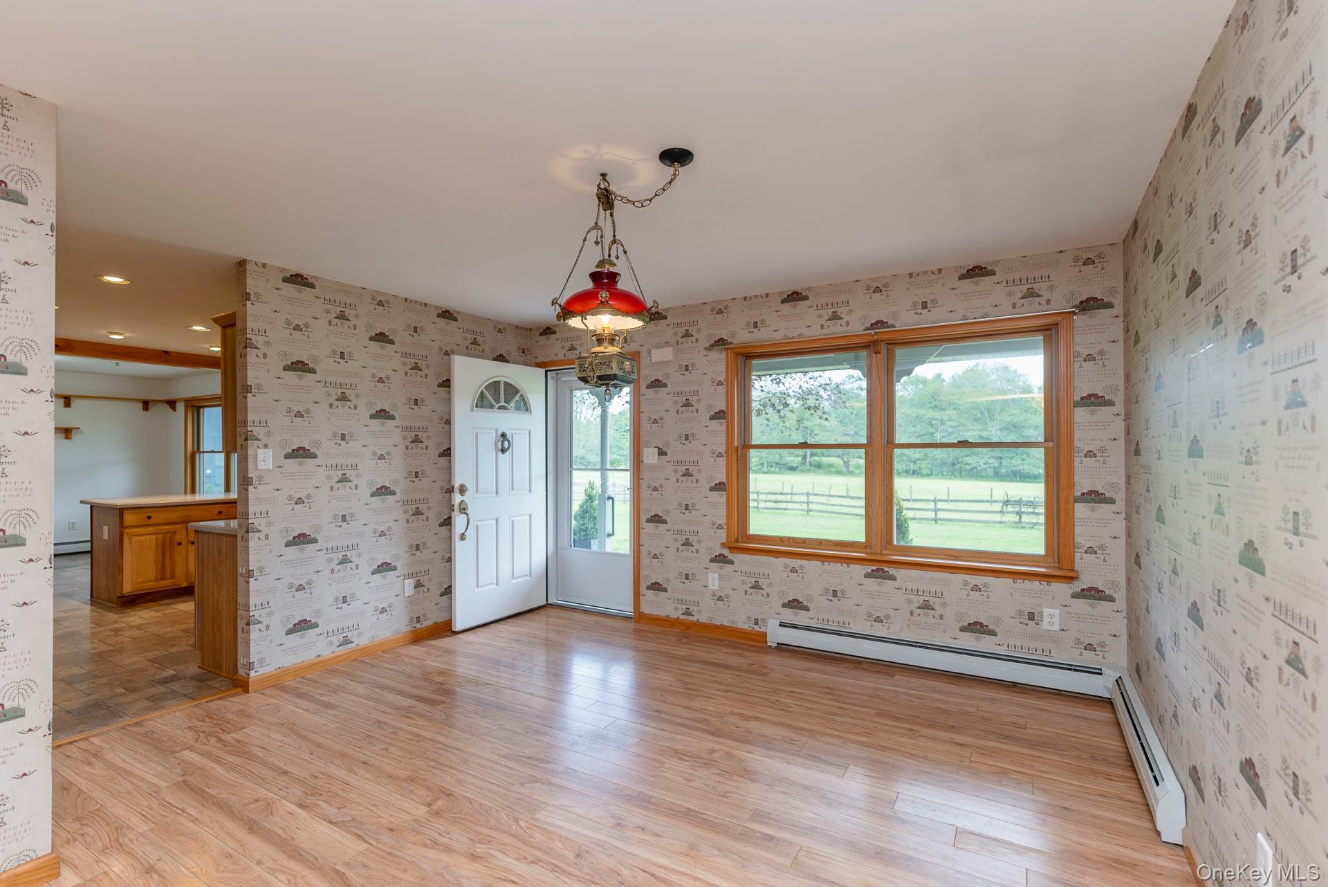 18 Jomar Lane – For Sale photo 3
