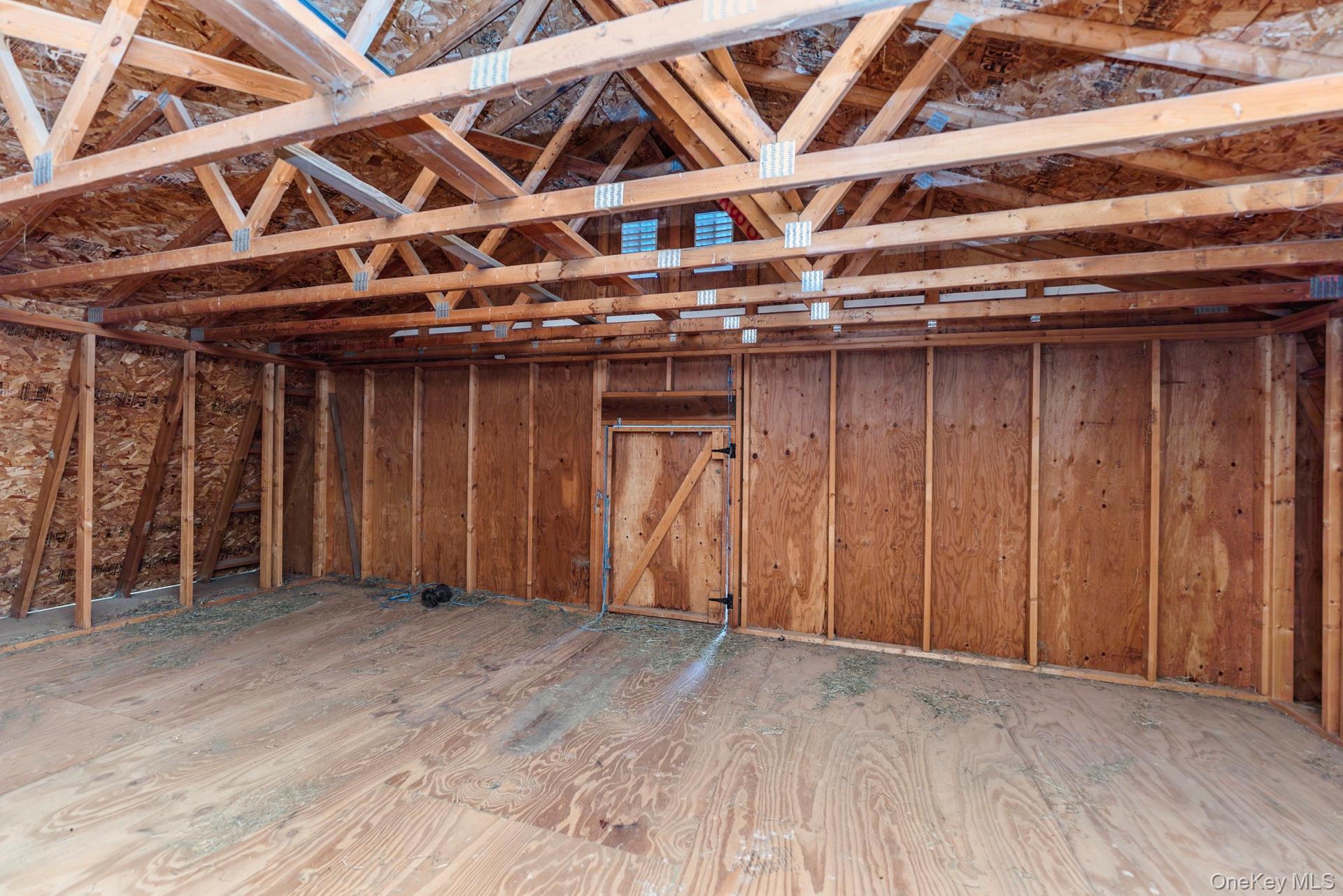 18 Jomar Lane – For Sale photo 32