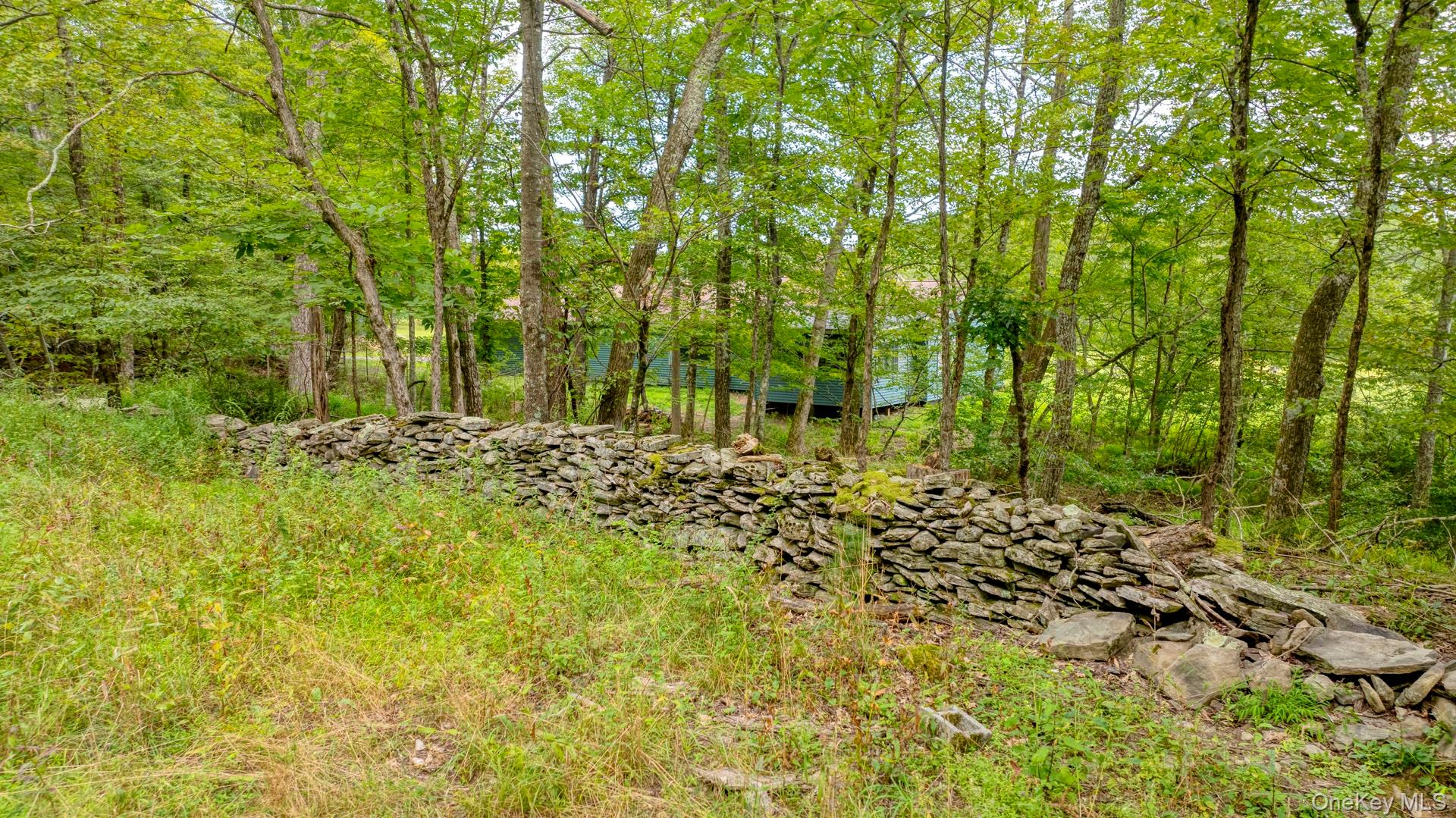18 Jomar Lane – For Sale photo 39