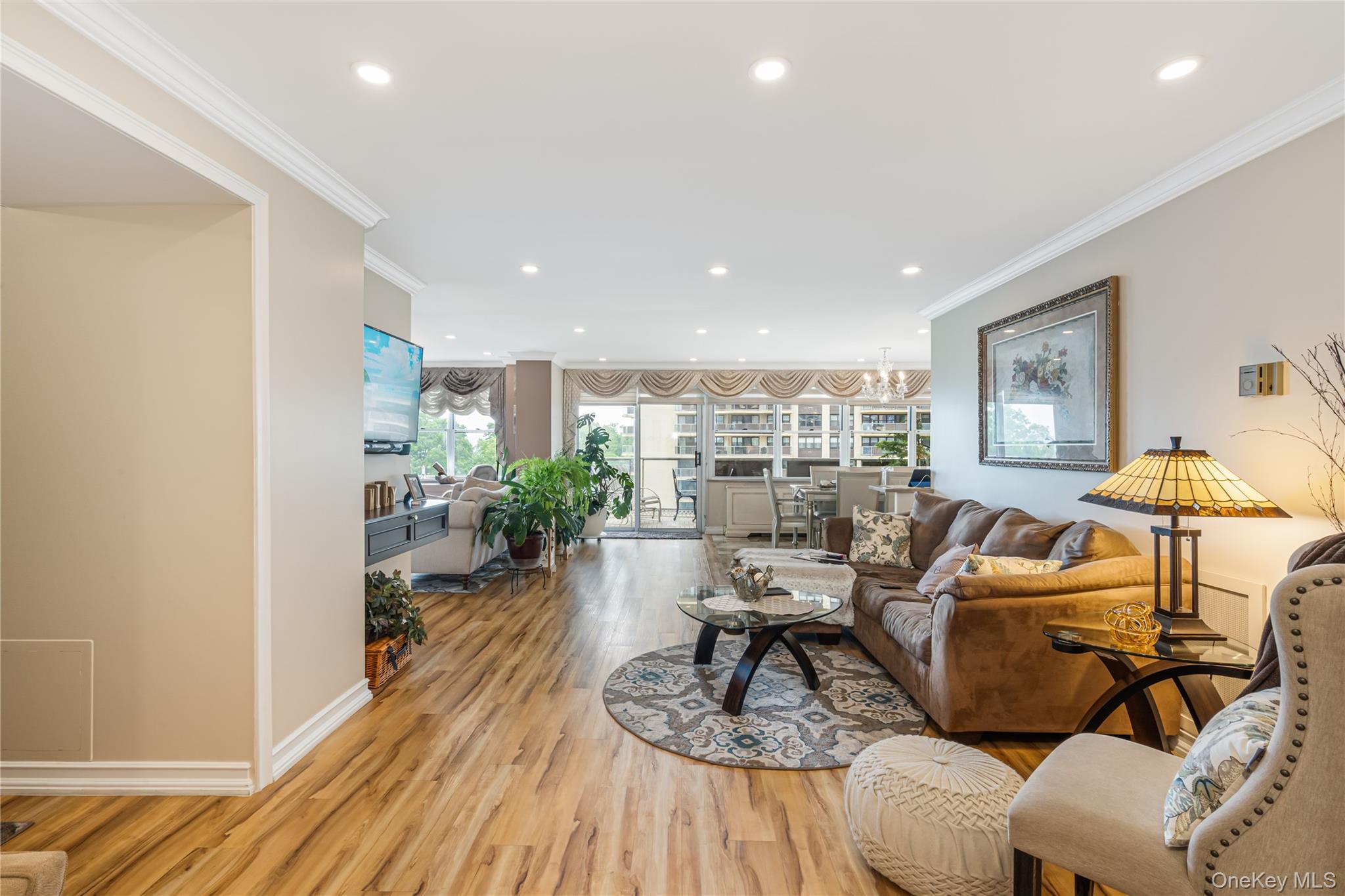 17-85 215th Street, Unit 4M photo 2