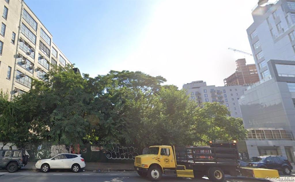 53 Flatbush Avenue Extension – For Sale photo 2