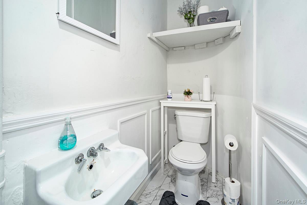 3241 Ampere Avenue – For Sale photo 9