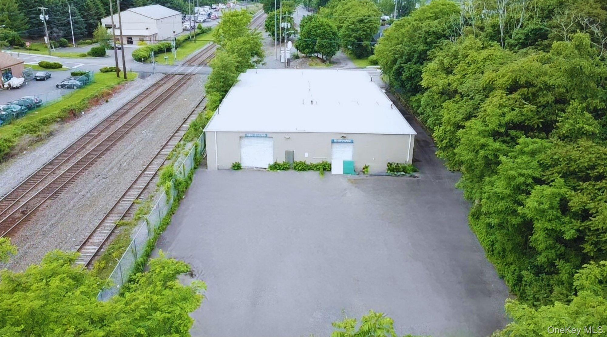 111 E Railroad Avenue – For Sale photo 2