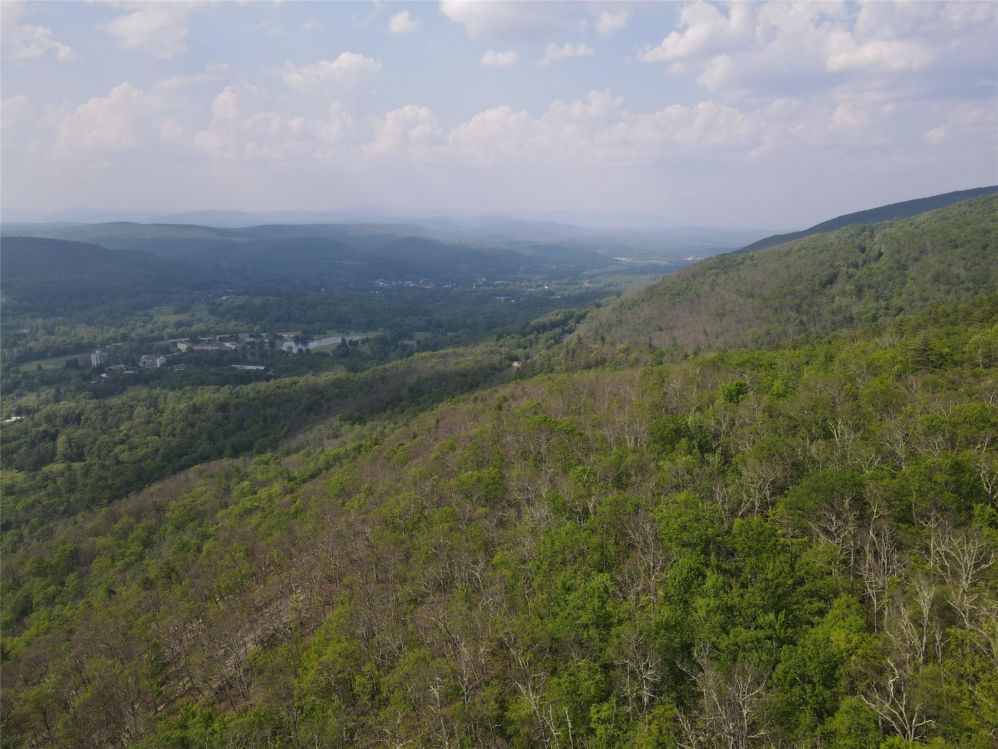 Route 52 – For Sale photo 5