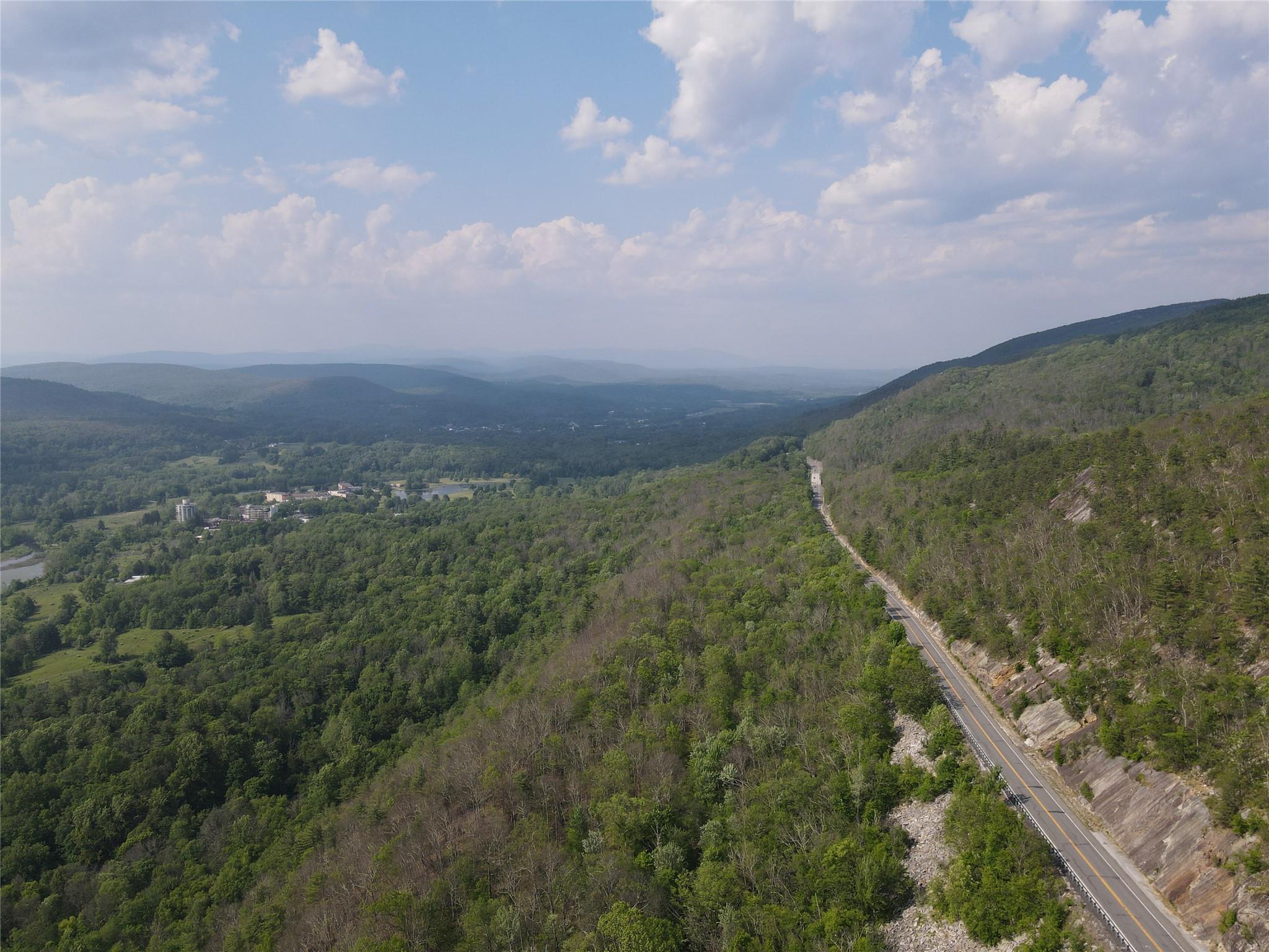 Route 52 – For Sale photo 11