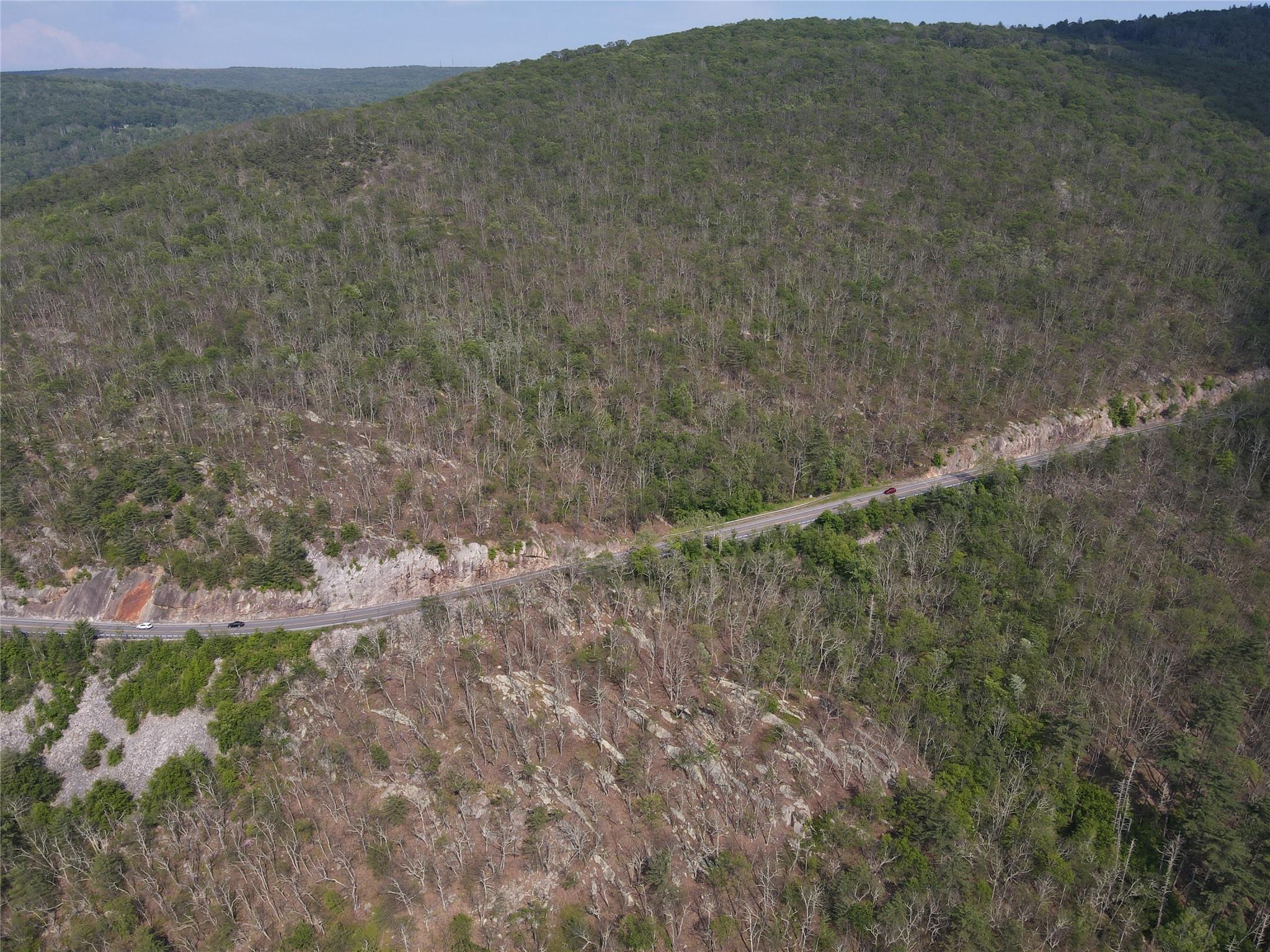 Route 52 – For Sale photo 9