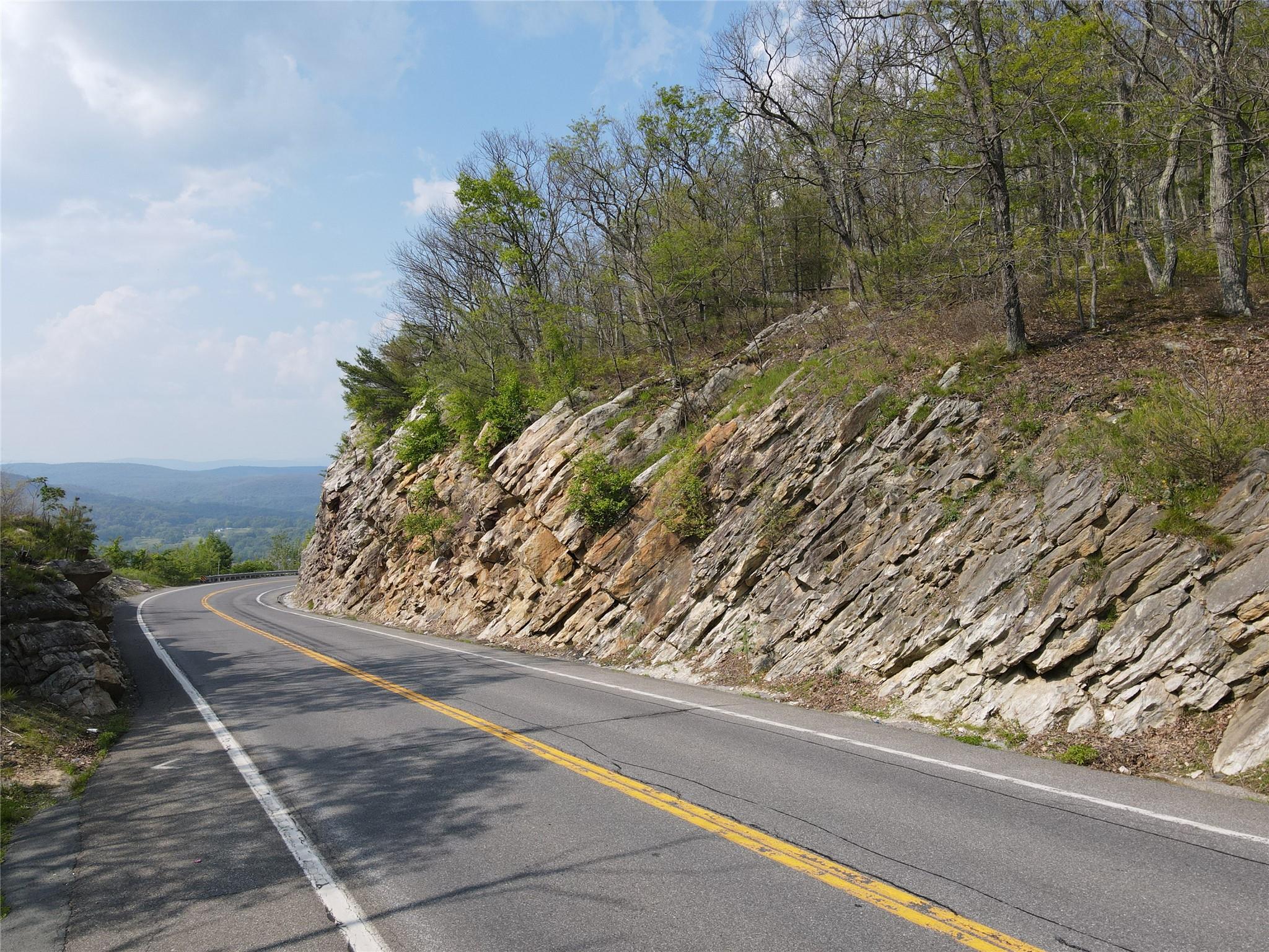 Route 52 – For Sale photo 17