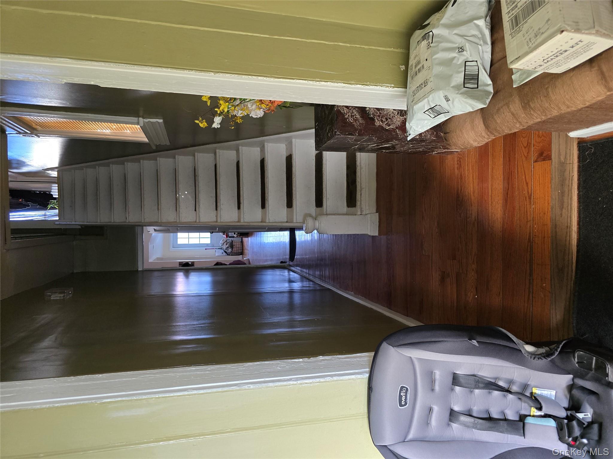 367 Lincoln Avenue – For Sale photo 3
