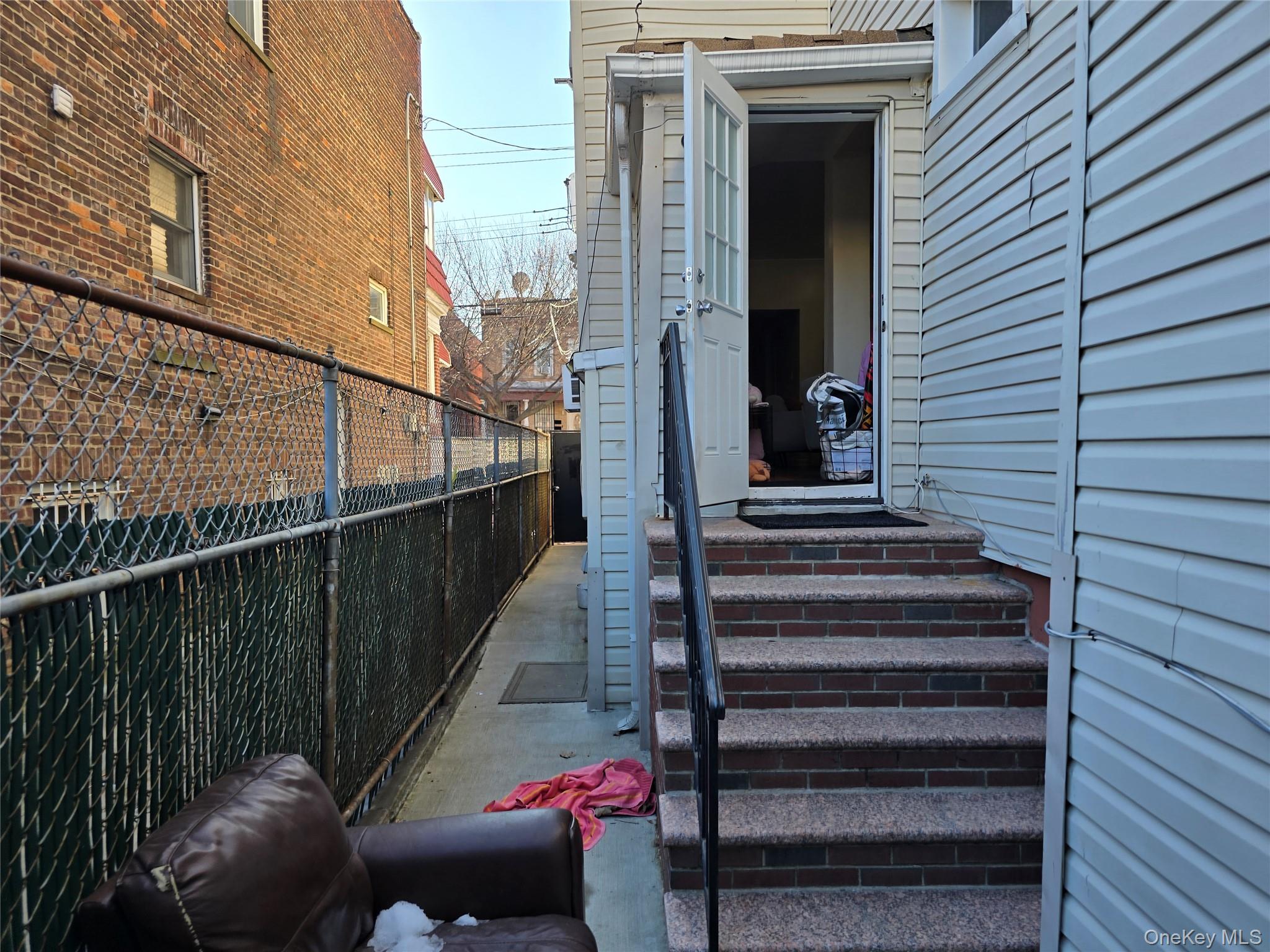 367 Lincoln Avenue – For Sale photo 30