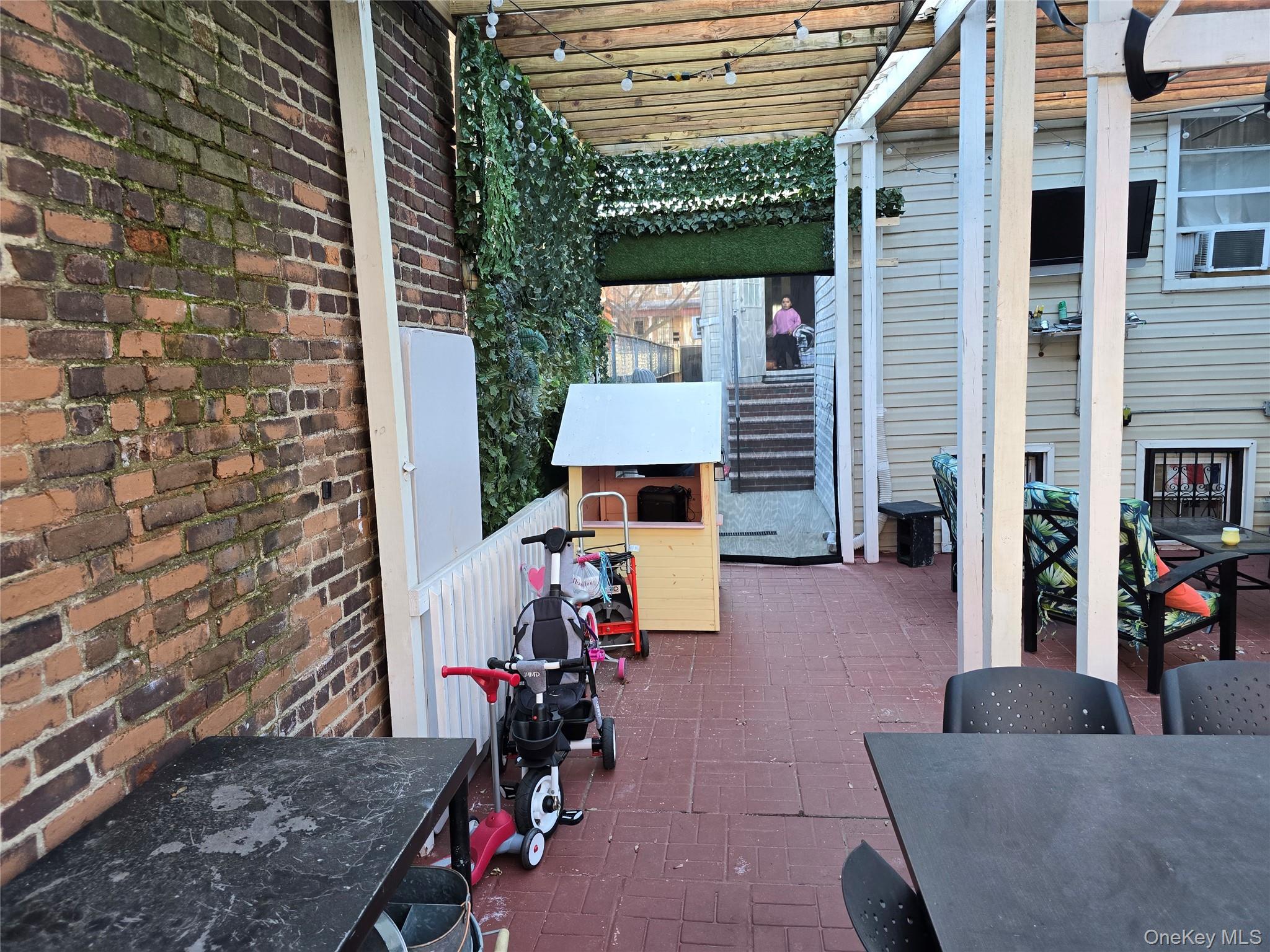 367 Lincoln Avenue – For Sale photo 35