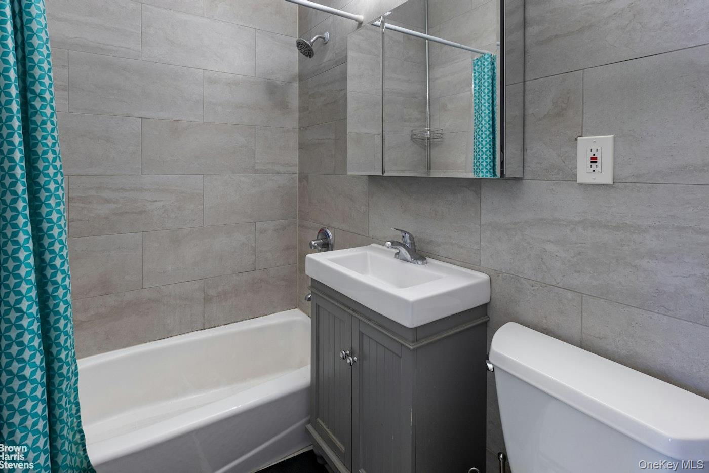 555 Kappock Street, Unit 2E photo 11